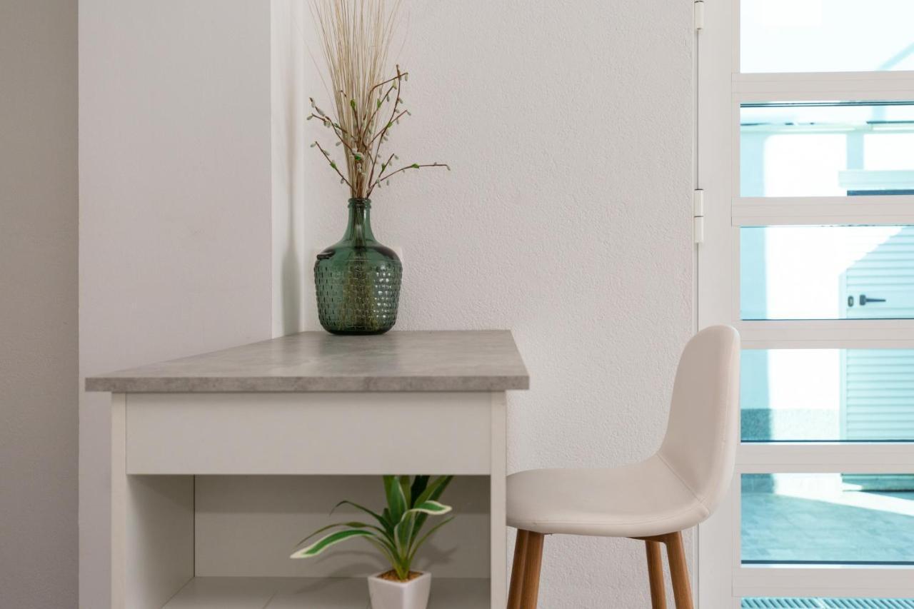 Apartment Antoni 2 ポドストラナ エクステリア 写真