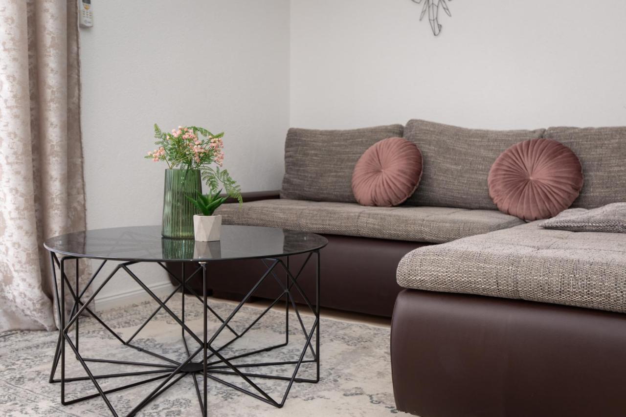 Apartment Antoni 2 ポドストラナ エクステリア 写真