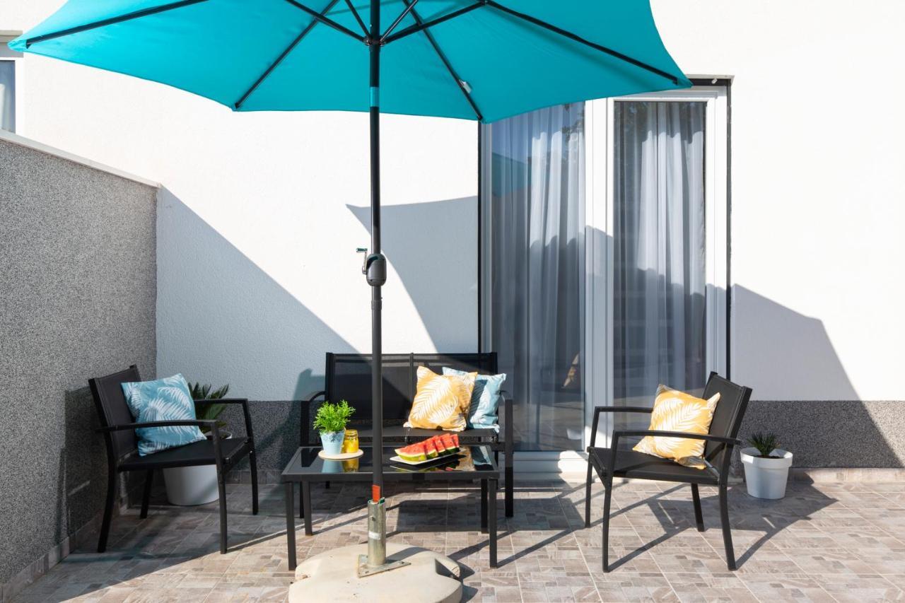 Apartment Antoni 2 ポドストラナ エクステリア 写真